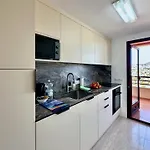 아파트 Clubrent - Coral Beach, 19th Floor - Sea View 칼페