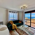 아파트 Clubrent - Coral Beach, 19th Floor - Sea View 칼페