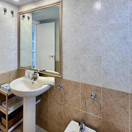 Апартаменти Clubrent - Coral Beach, 19th Floor - Sea View *