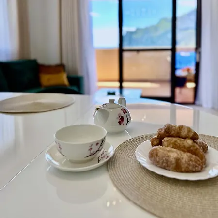 Clubrent - Coral Beach, 19th Floor - Sea View *