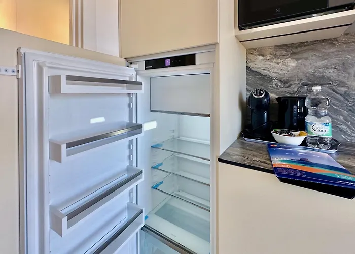 Clubrent - Coral Beach, 19th Floor - Sea View