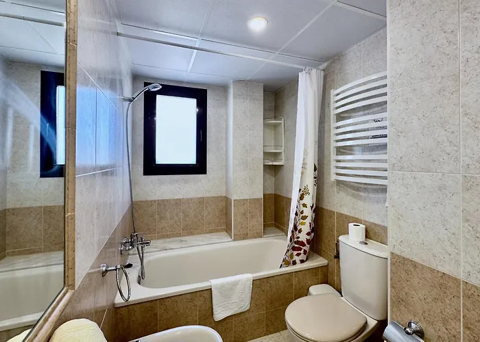 Clubrent - Coral Beach, 19th Floor - Sea View *