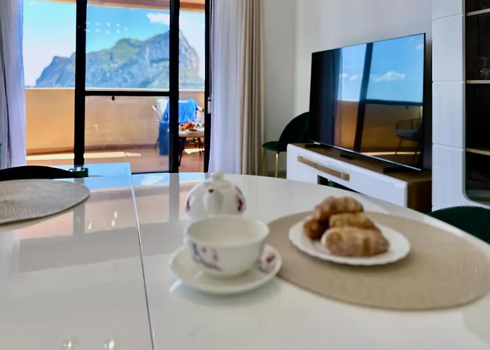 Clubrent - Coral Beach, 19th Floor - Sea View Apartment *