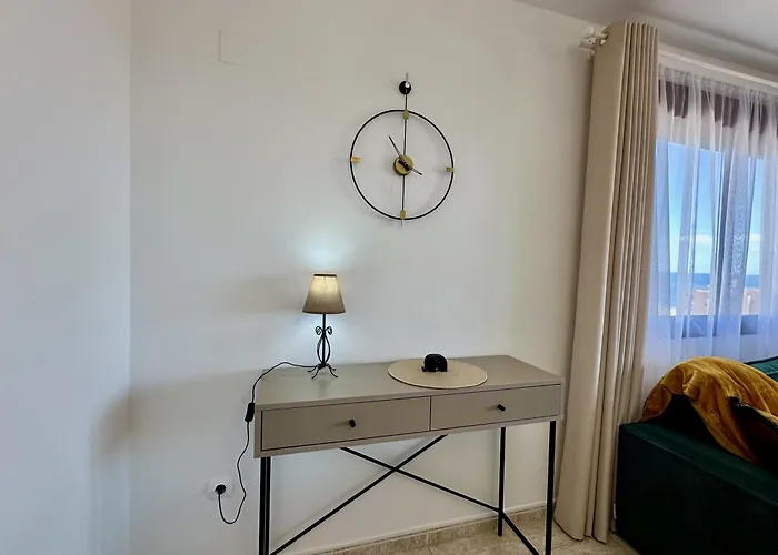 Clubrent - Coral Beach, 19th Floor - Sea View *