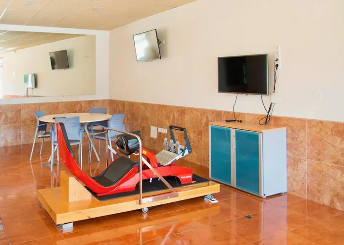 Apartment Clubrent - Coral Beach, 19th Floor - Sea View